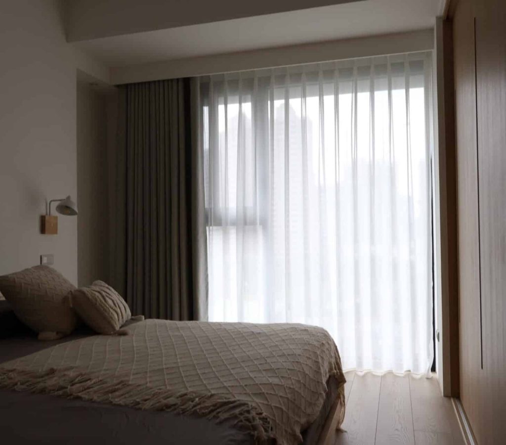 全遮光布簾與紗簾